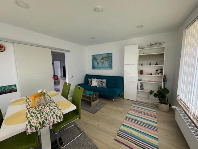 Near Holstentor Modern Apartment Near The Center With Wifi Lübeck Buitenkant foto